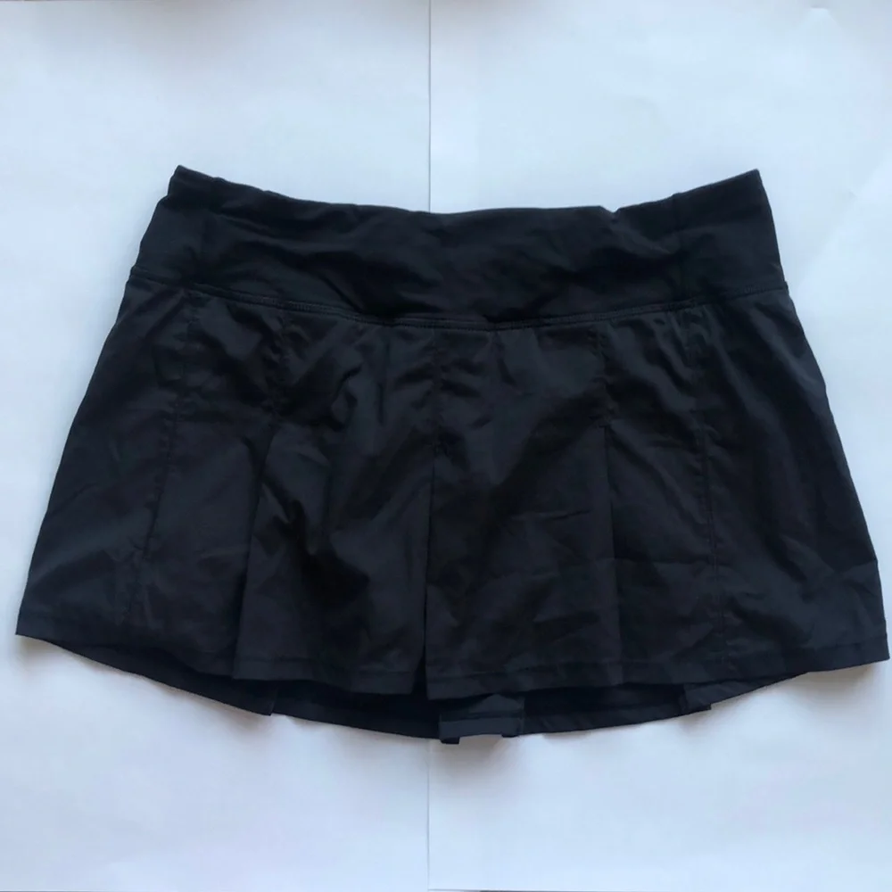 Lululemon Athletica Black Skort Size 6